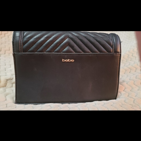 Beautiful bebe Retail bag NYC shop - Picture 3 of 3